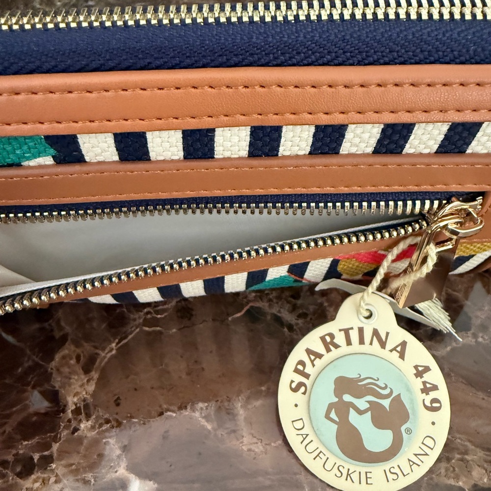 NWT, Spartina 449 Wallet - Picture 4 of 9